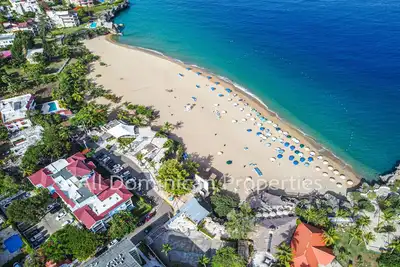Image de Playa Alicia, Hispanola Sol - la mejor ubicaciĂłn de la ciudad! Guest Friendly