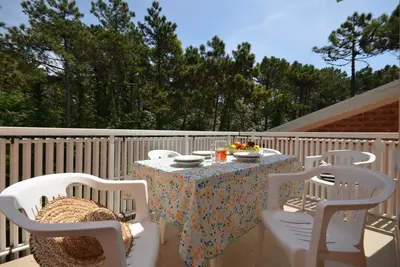 Image de Retraite paisible avec terrasse près de la plage
