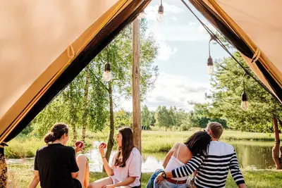 Image de Glampine - Luxurious glamping tents in the Seru forest