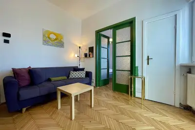 Image de \"Experience Urban Charm in Our Old City Chic Apartment in Bucharest! \"
