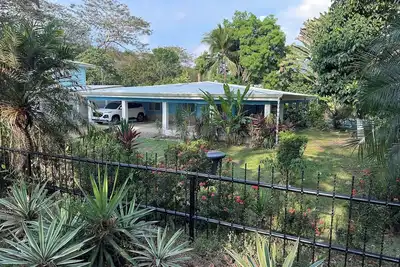 Image de Your place in Costa Rica - 3 Bedroom Beach house with pool!