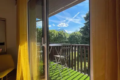Image de Maison très agréable avec extérieurs, bien située au plan d'eau Embrun