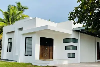 Image de Minimalist House In Chitre