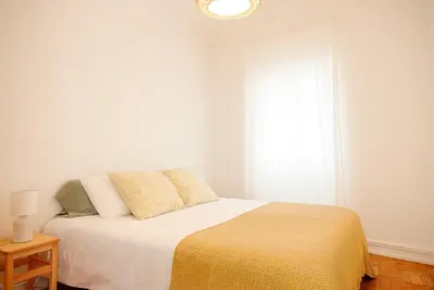 Typical house in the center of Ericeira with terrace and 5 minutes walk from the beach!