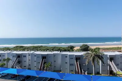 \nSeaview, 6 sleeper, secure complex with amenities, direct beach access and WiFi