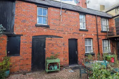 Image de The Courtyard Cottage, pet friendly, with a garden in Llangollen