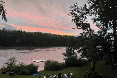 Image de Lakefront 3-bedroom Rustic Cabin in Ryegate, Vt. Pet-Friendly!