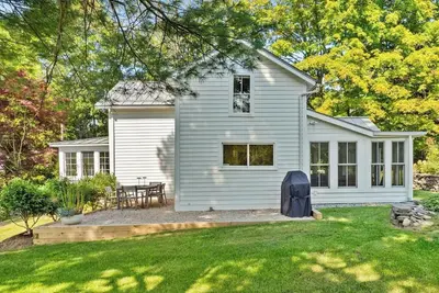 Image de Charming 3-bedroom chic farmhouse within walking distance of great barrington