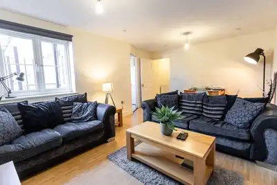 Image de 12fc Apartment 2 Bedroom Sleeps 4 Long Stay Disc