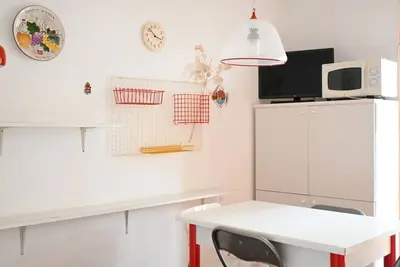 Image de M415 – Marcelli, three-room apartment on the ground floor with an external court