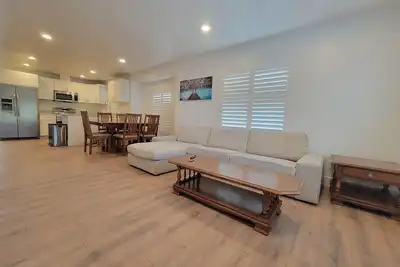 Image de Modern and private 3-bedroom house near Freeway and major tourist attractions