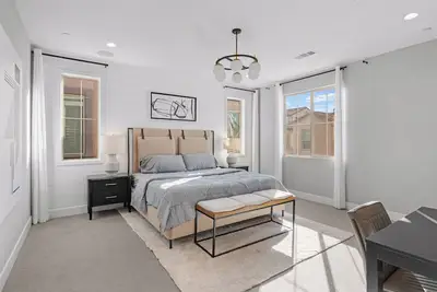 Image de Ideal modern style home 4bd/3ba