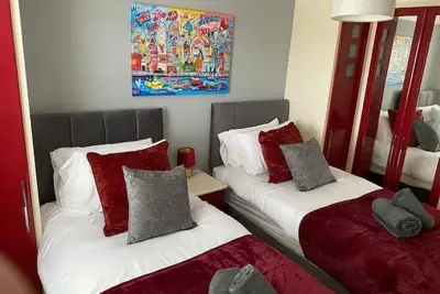 Image de New Birmingham Rd, Jn 2 M5, 2 twin B\/rooms Parking