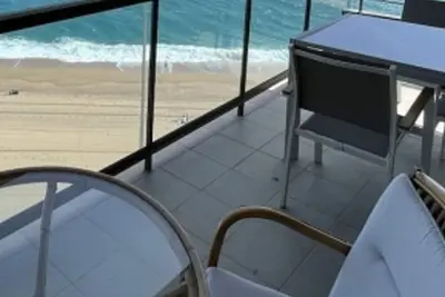 Image de Appartement avec terrasse en bord de mer, 2 chambres