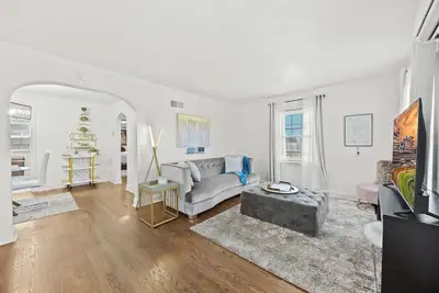 Image de Charming Louisville Apt w/ Parking|Great Location!