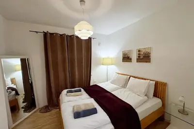 Image de Private Cozy House + Free Parking + 20min to center