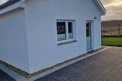 Image de Haus Noah offers 66 square meters of space for up to 6 people.