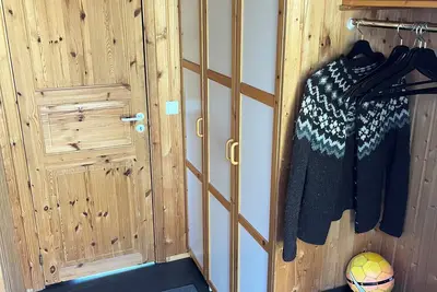 Image de Tranquil 4-bedrooms in two cottages Near Golden Circle-10 sleeps with WiFi, Ac