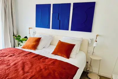 appartement Simone, vue piscine, entre Bordeaux et Saint Emilion.