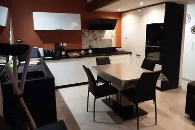 Image de Maison au confort astucieux, à 150 m de la plage