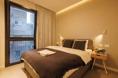 Image de Herzel suite 8