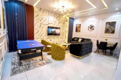 Image de 4-Bedroom Duplex with 24\/7 Light+WiFi+Snooker+Tennis in Lekki