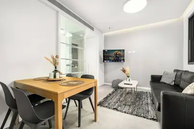 Image de Herzel suite 18