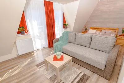 Charming 2-bedroom apartment with WiFi, Ac in amazing Hajdúszoboszló