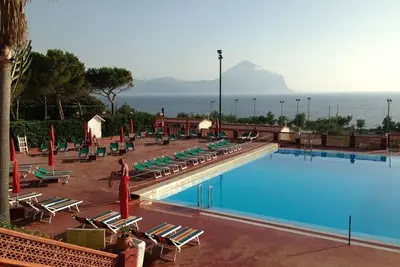 Image de El Bahira Camping Village Mobilehome Happy Superior for 7 people