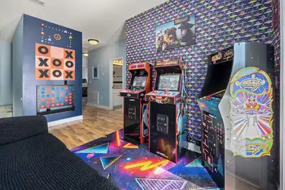 Image de Walk2Beach - Arcade Room - Resort Pool - Full Kitchen