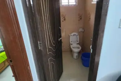 Image de Charming 2-bedroom Apartment with WiFi, Ac in pleasant Bashundhara, Dhaka.