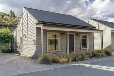Image de Kiwi Ski Cottage - Wanaka Holiday Home