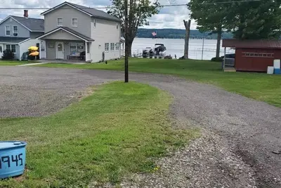 Image de Welcome to the Lake!