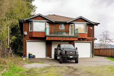Image de Fort Wine Burrow: 8 Guest Rental Home