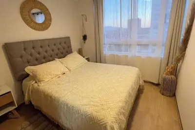 Image de Boho chic style apartment, 4 people 200 m from La Cisterna subway + parking lot