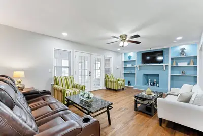 Image de Spacious 4-bedroom house in amazing Portsmouth with WiFi