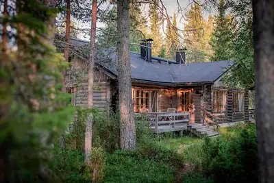 Image de Cabane en rondin 120m2 - Laponie finlandaise - Bord de lac et pleine forêt.