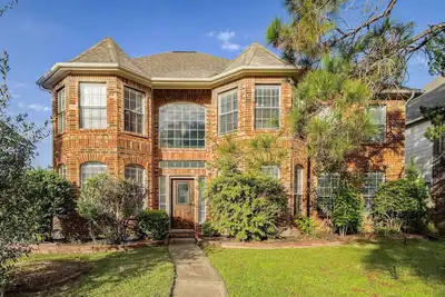Image de Family friendly home in Sw