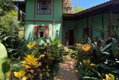 Image de Lar Maresias Where the forest smells of the sea, the river runs and the birds sing. . . . . .