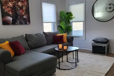 Image de Charming 2-bedroom apartment with WiFi, Ac in serene Allentown