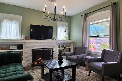 Image de Stunning  2-bedroom Craftsman, Walk to Downtown Phoenix