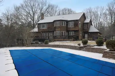Image de Private Estate 9br w\/Pool, Hot Tub & Scenic Views!