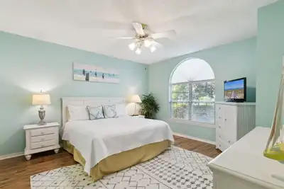 Image de Summer Beach House - Hosted by Moore Ai Rentals