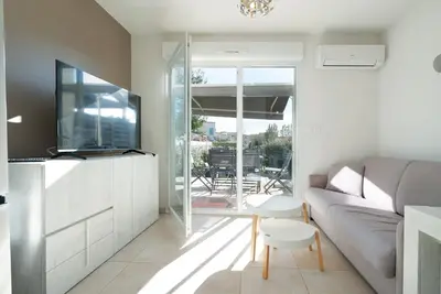 Image de Villa à Sérignan avec piscine partagée