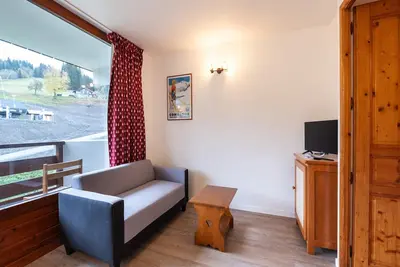 Image de Appartement à Morillon avec Piscine et Vue