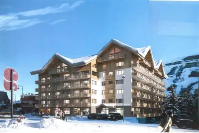 Image de Séjour dans les Alpes du Nord avec balcon