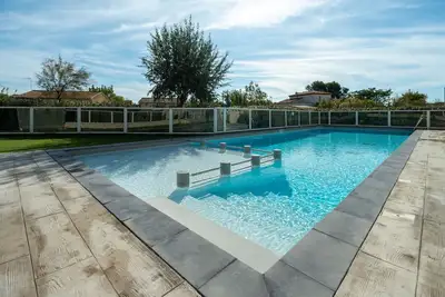 Image de Villa dans une porte d'entrée en bord de mer