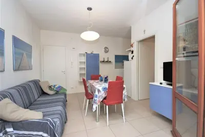 Image de Retraite raffinée dans un quartier paisible et central
