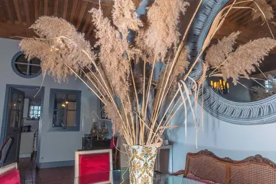 Image de Superbe Appartement dans château avec Piscine