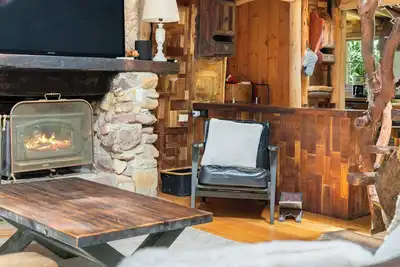 Image de Secluded rainforest retreat surrounded by nature!